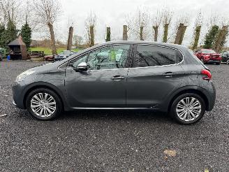 Peugeot 208 208 ALLURE picture 8