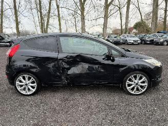 Auto incidentate Ford Fiesta SPORT 2014/4