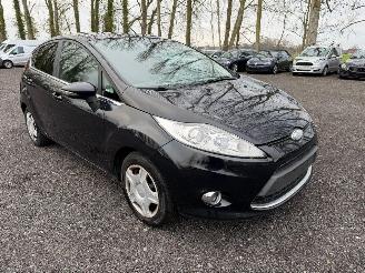 Ford Fiesta TITANIUM picture 2