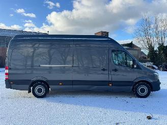 krockskadad bil bedrijf Mercedes Sprinter 319 CDI 2017/2