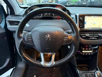 Peugeot 2008 ALLURE picture 25