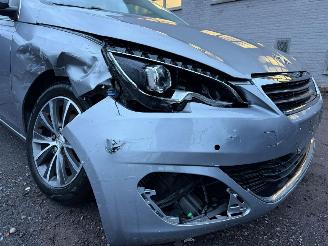 Peugeot 308 II ALLURE picture 5