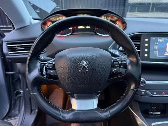 Peugeot 308 II ALLURE picture 27