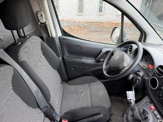 Peugeot Partner 1.6 I picture 22