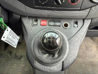 Peugeot Partner 1.6 I picture 28