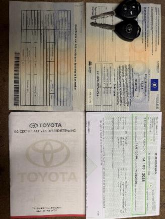 Toyota Avensis SOL picture 31