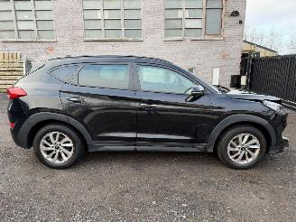 Unfallwagen Hyundai Tucson CRDI 2016/2