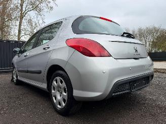 Peugeot 308 1.4 I picture 14