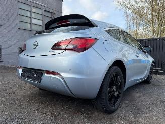Opel Astra GTC OPC picture 16