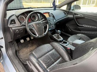 Opel Astra GTC OPC picture 18