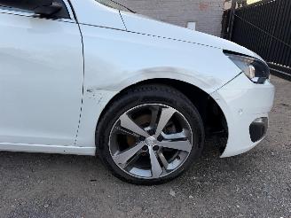 Peugeot 308 1.2 I picture 4