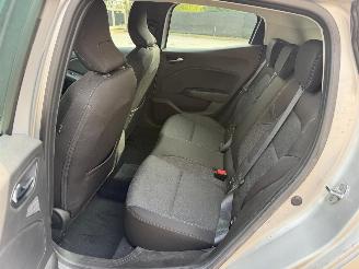 Renault Clio V CORPORATE EDI picture 21