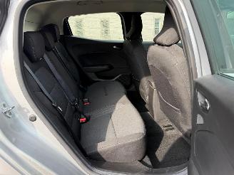 Renault Clio V CORPORATE EDI picture 22