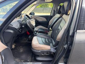 Citroën C4-picasso PICASSO II SHINE picture 19