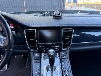 Porsche Panamera S E-HYBRID picture 30