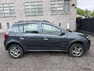 skadebil auto Dacia Sandero 0.9 2018/6