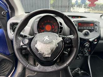 Peugeot 108 STYLE picture 25