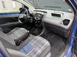Peugeot 108 STYLE picture 22