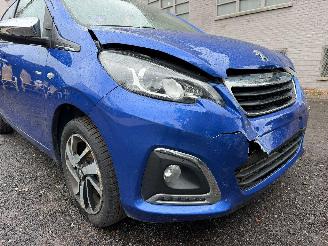Peugeot 108 STYLE picture 3