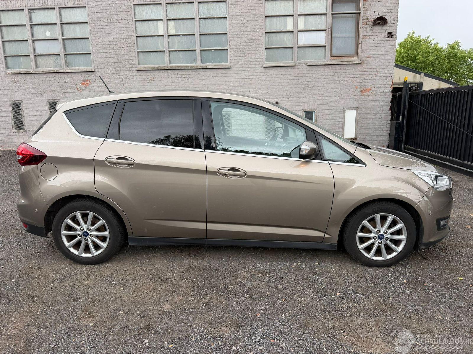 Ford C-Max TITANIUM