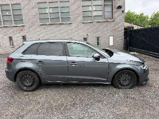 Coche accidentado Audi A3 AMBITION 2014/11