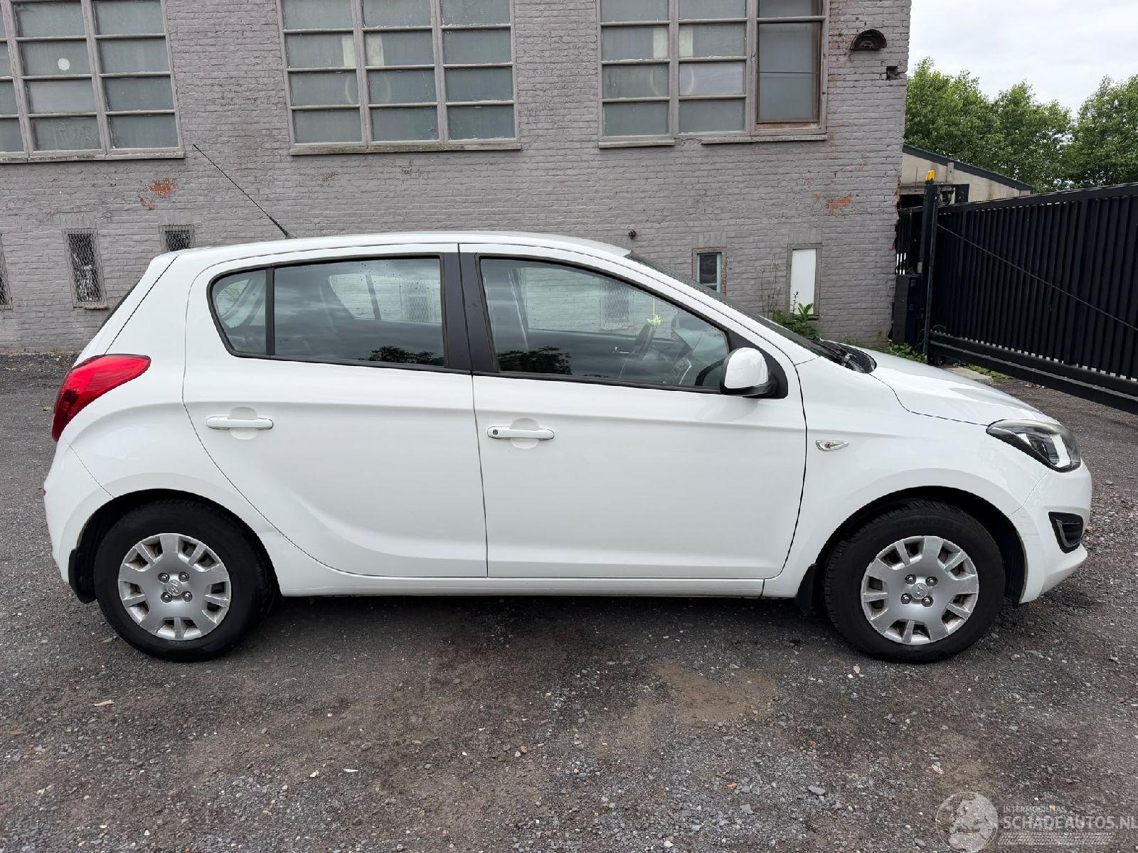 Hyundai I-20 