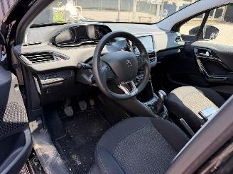 Peugeot 208 1.2 I picture 24