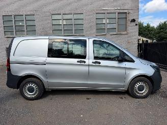 skadebil bedrijf Mercedes Vito 110 CDI COMPACT 2023/1