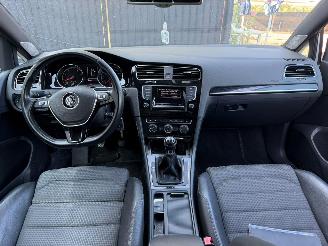 Volkswagen Golf HIGHLINE R-LINE picture 22