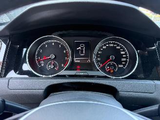 Volkswagen Golf HIGHLINE R-LINE picture 24
