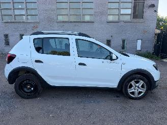 Unfallwagen Dacia Sandero 1.5 DCI 2015/11