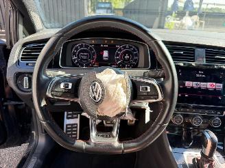 Volkswagen Golf GTI picture 29