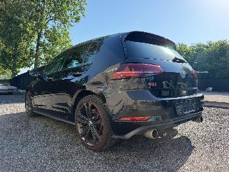 Volkswagen Golf GTI picture 17