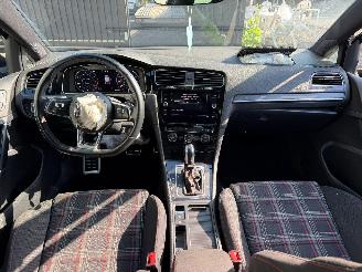 Volkswagen Golf GTI picture 28