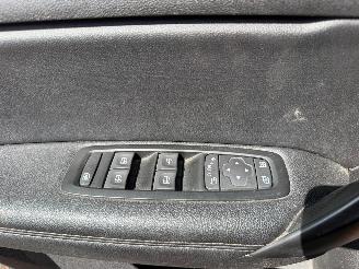 Renault Mégane IV GRANDTOUR picture 32