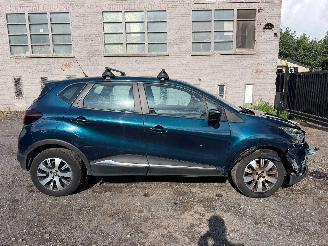 Schadeauto Renault Captur ZEN 2019/9