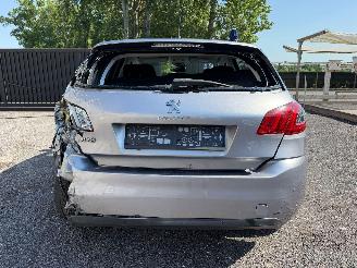 Peugeot 308 II ACTIVE picture 13