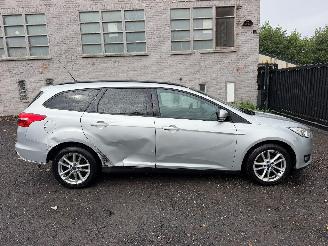 Vrakbiler auto Ford Focus TREND 2015/3