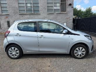 uszkodzony samochody osobowe Peugeot 108 ACTIVE 2019/5