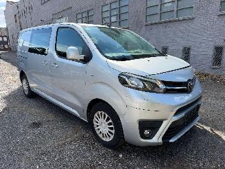 Toyota Proace 2.0 D picture 2