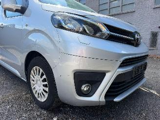 Toyota Proace 2.0 D picture 3