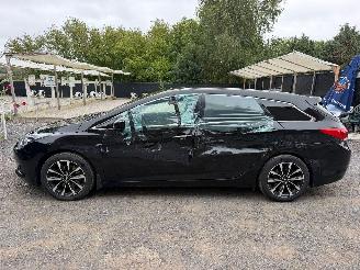 Hyundai I-40 PREMIUM picture 9