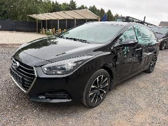 Hyundai I-40 PREMIUM picture 8