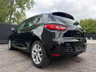Renault Clio LIMITED picture 13