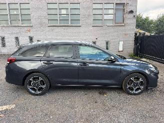 Voiture accidenté Hyundai I-30 1.0 2022/6