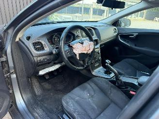 Volvo V-40 V 40 KINETIC picture 23