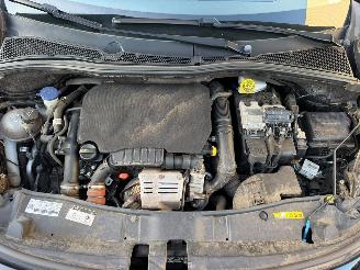 Peugeot 2008 GT LINE picture 5