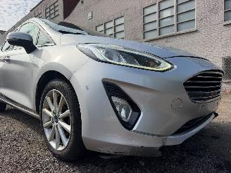 Ford Fiesta TITANIUM picture 3