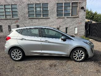 Schadeauto Ford Fiesta TITANIUM 2017/9