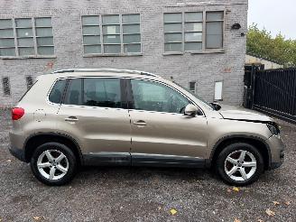 Voiture accidenté Volkswagen Tiguan 2.0 DTI 2014/12